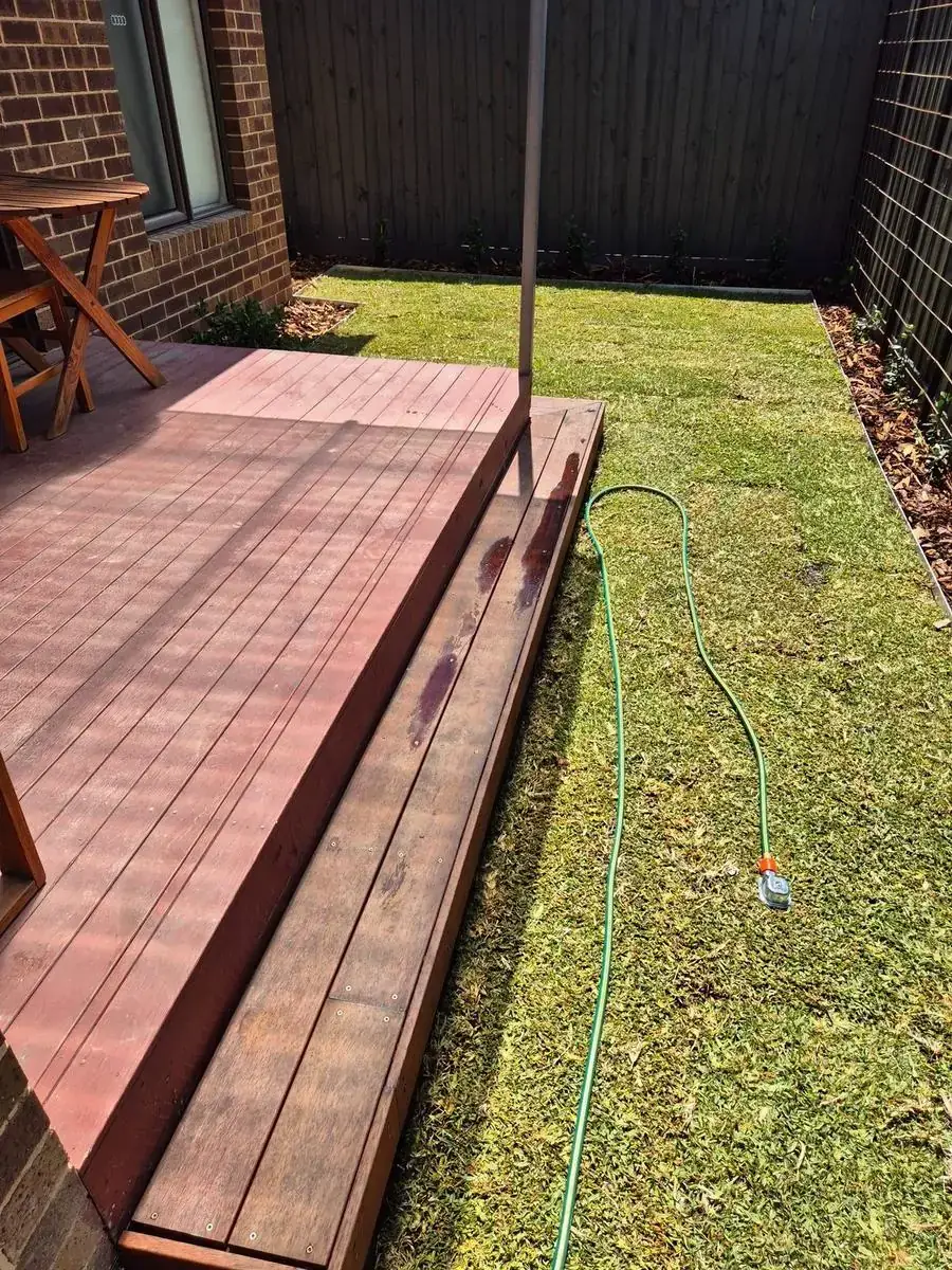Deck oiling steps