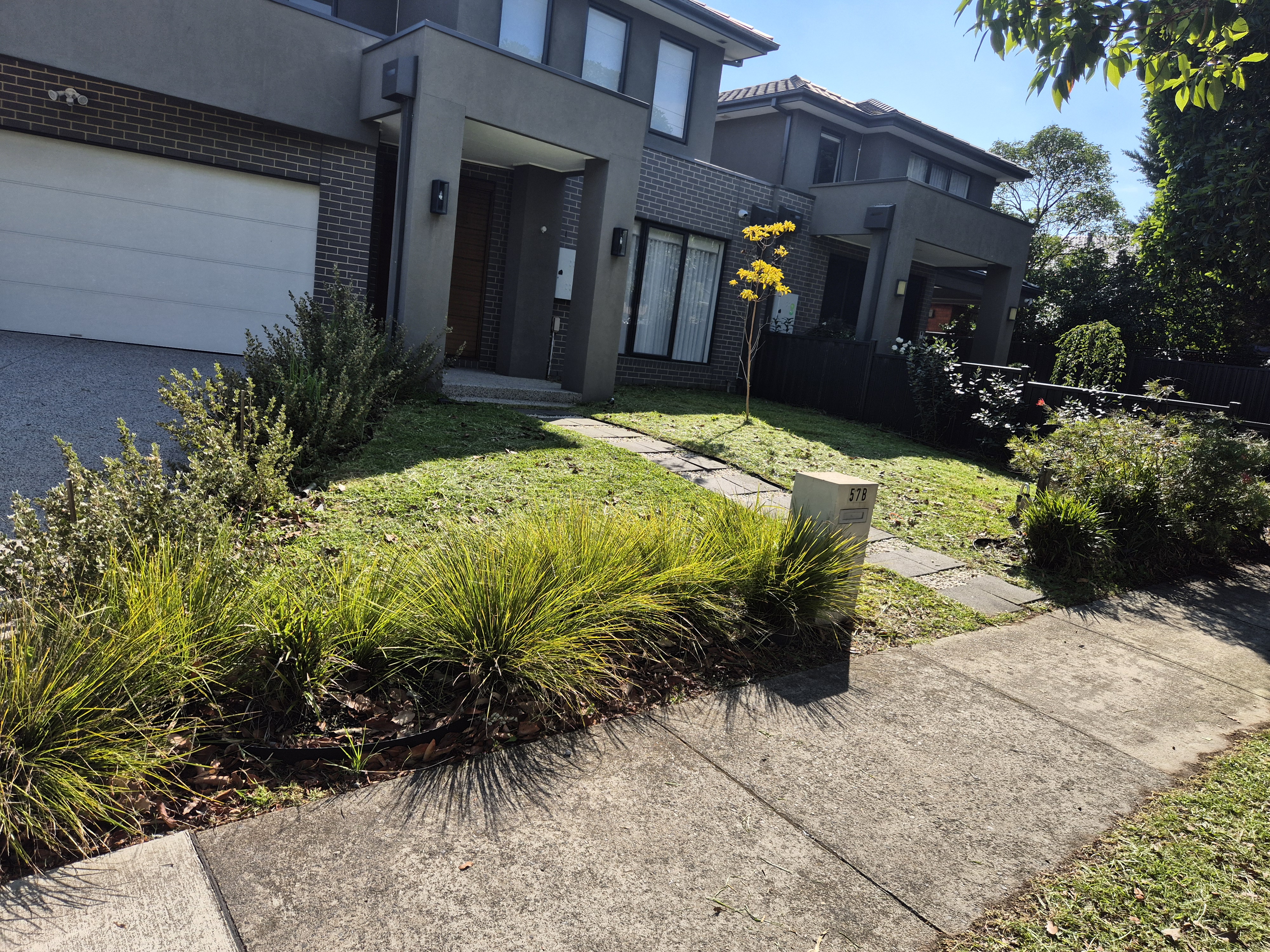 Gardening lawn care Melbourne